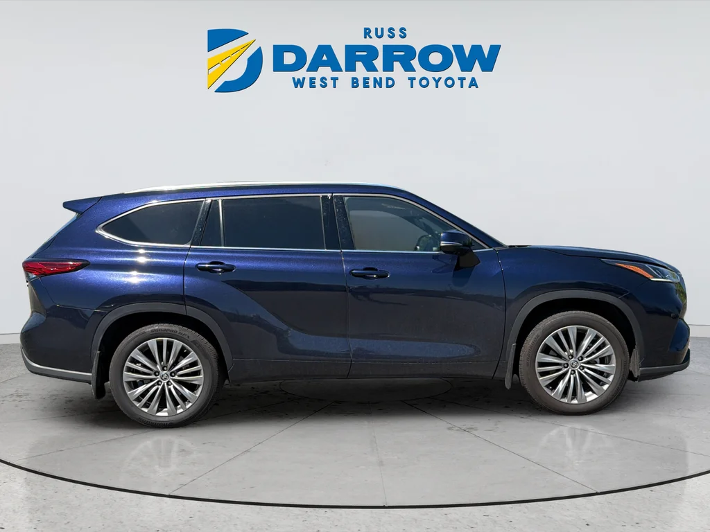 Used 2021 Blue Toyota Platinum image 5