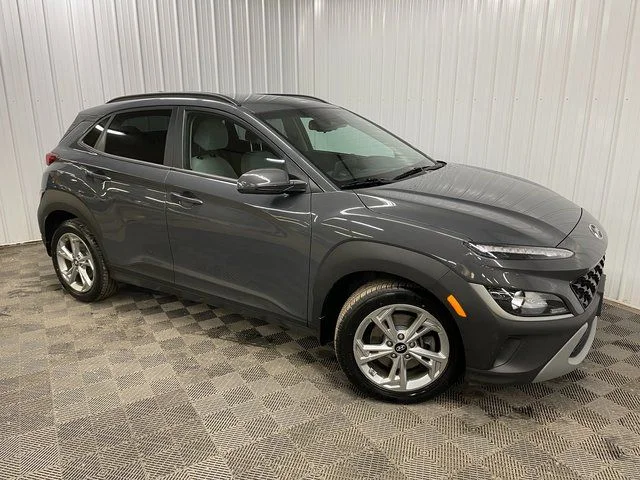 Used 2023 Gray Hyundai SEL image 1