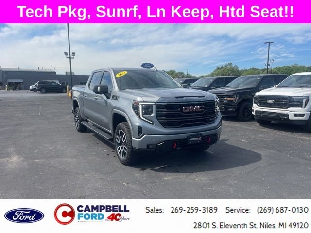 2023 GMC Sierra 4WD Crew Cab Short Box AT4's photo