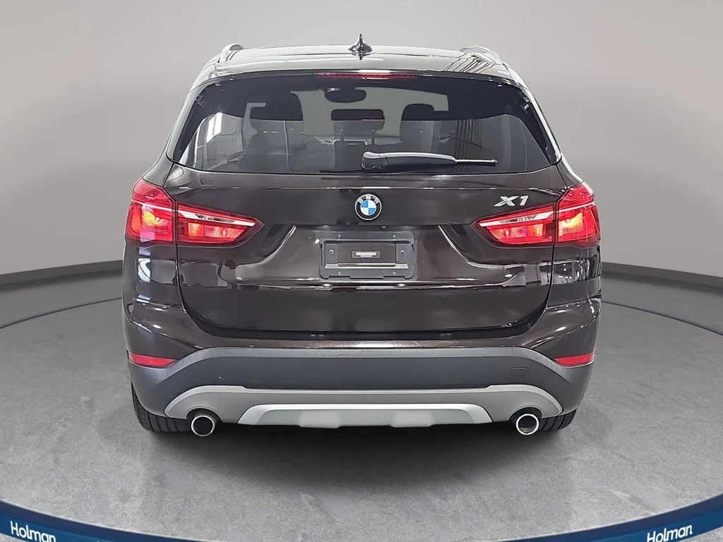 Used 2018 Brown BMW xDrive28i image 9