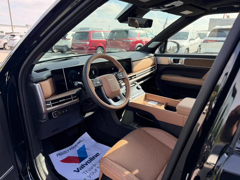 New 2027 Phantom Black Hyundai Calligraphy image 20