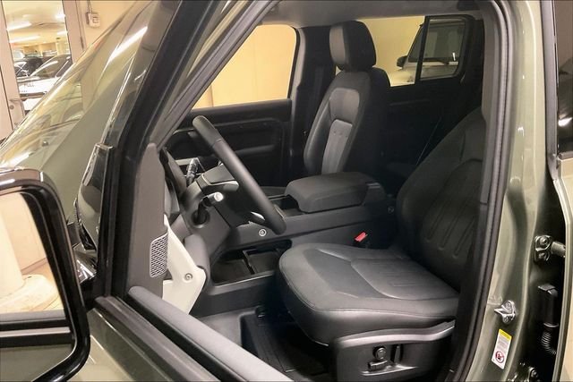 Used 2020 Green Land Rover First Edition image 13