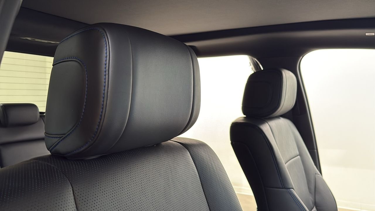 2026 Toyota Tundra Platinum - Photo 19