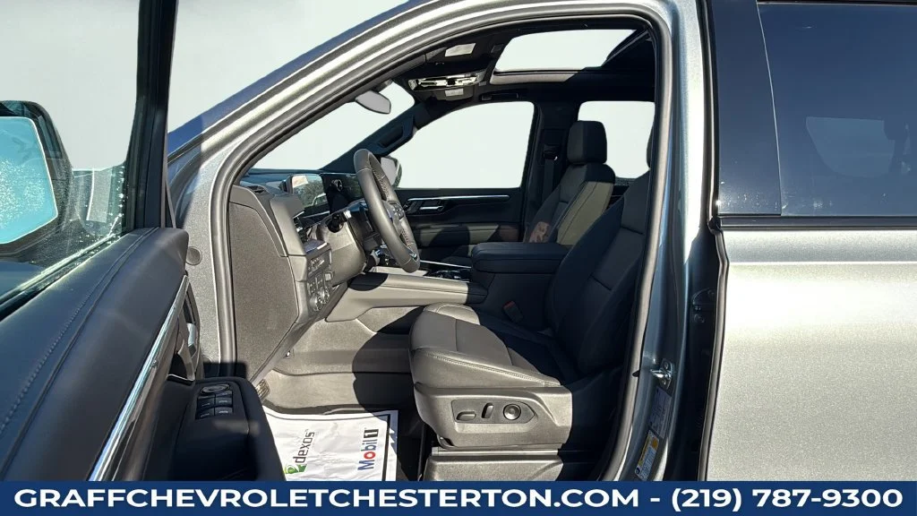 2027 Chevrolet Tahoe Z71 - Photo 21