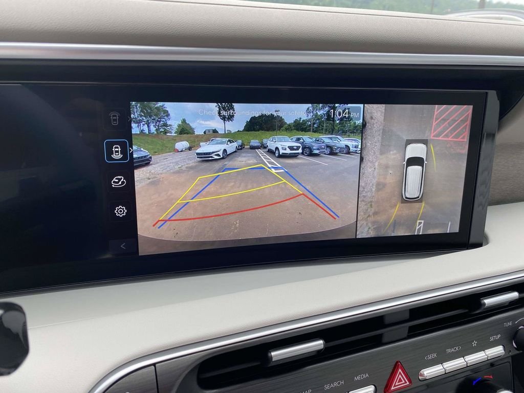 New 2026 White Hyundai Blue SEL Premium 8P image 25