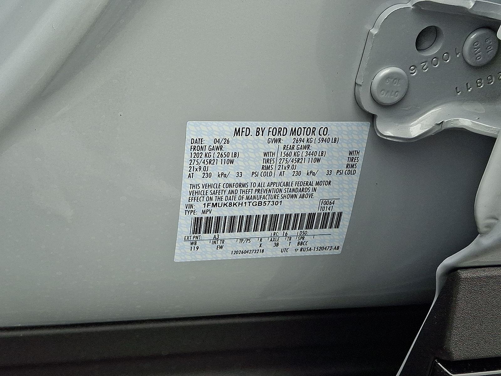 New 2026 Space White Metallic Ford ST-Line image 18