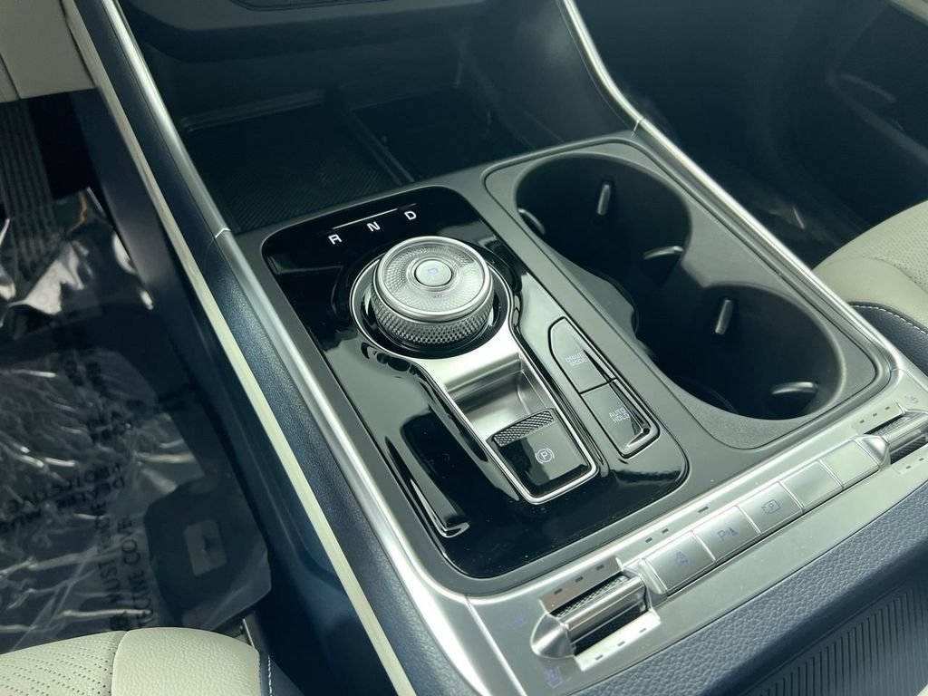 New 2026 Ceramic Silver Kia SX image 22