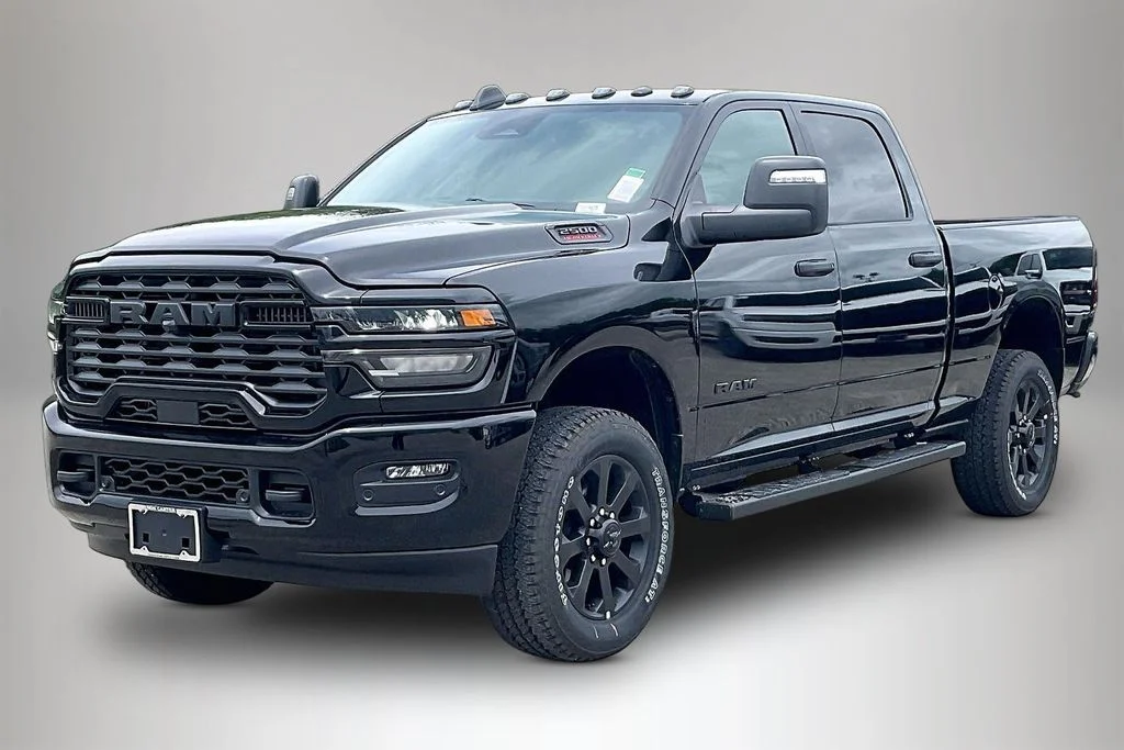 New 2026 Diamond Black Crystal Pearl-Coat Exterior Paint RAM Big Horn image 2