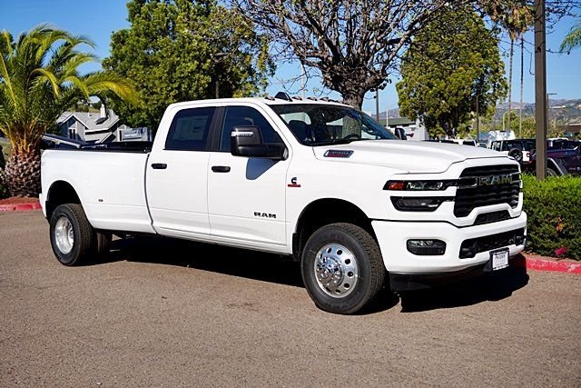 New 2026 Bright White Clear-Coat Exterior Paint RAM Big Horn image 6