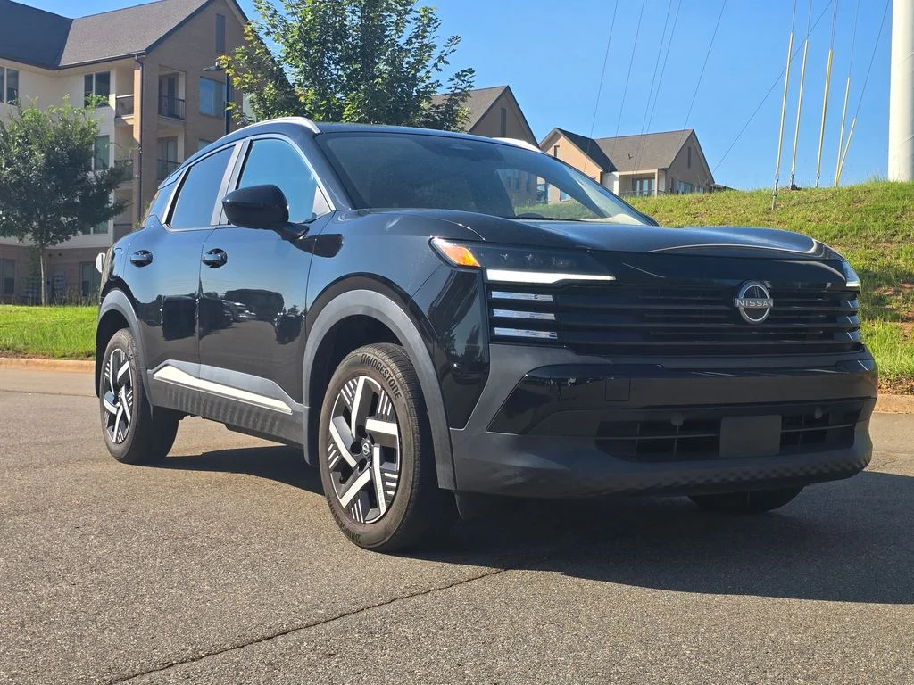 Used 2025 Black Nissan SV image 33