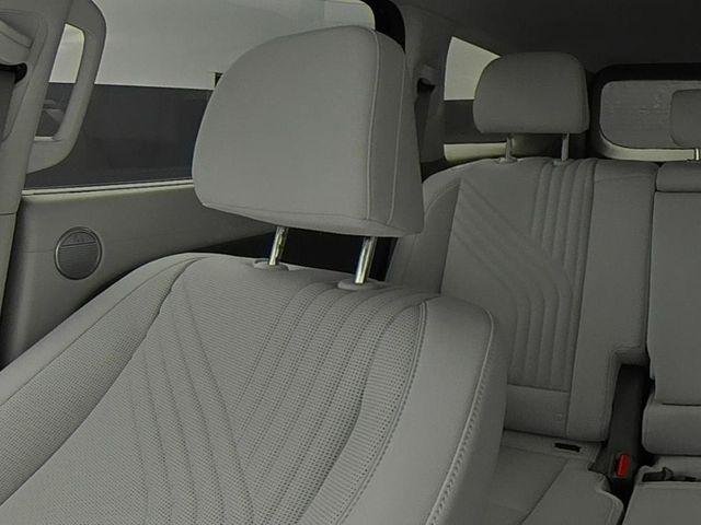 New 2027 Red Hyundai SEL Premium AWD image 40