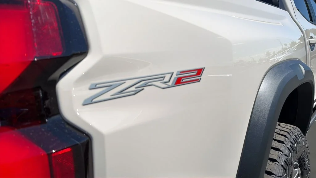 New 2026 White Chevrolet ZR2 image 35