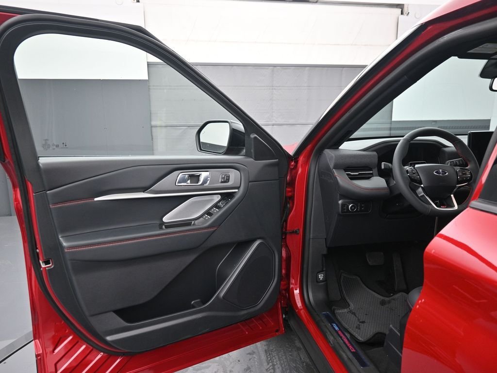New 2026 Rapid Red Metallic Tinted Clearcoat Ford ST image 8