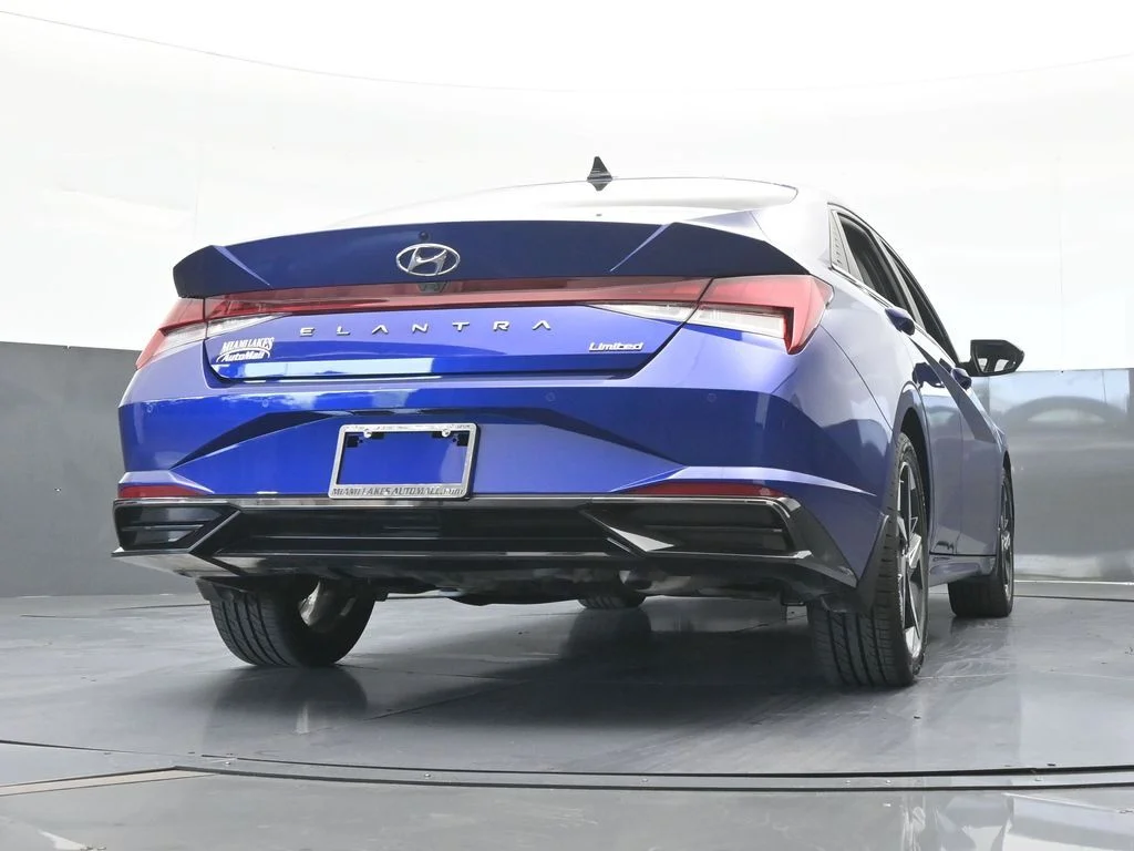 Used 2023 Intense Blue Hyundai Limited image 59