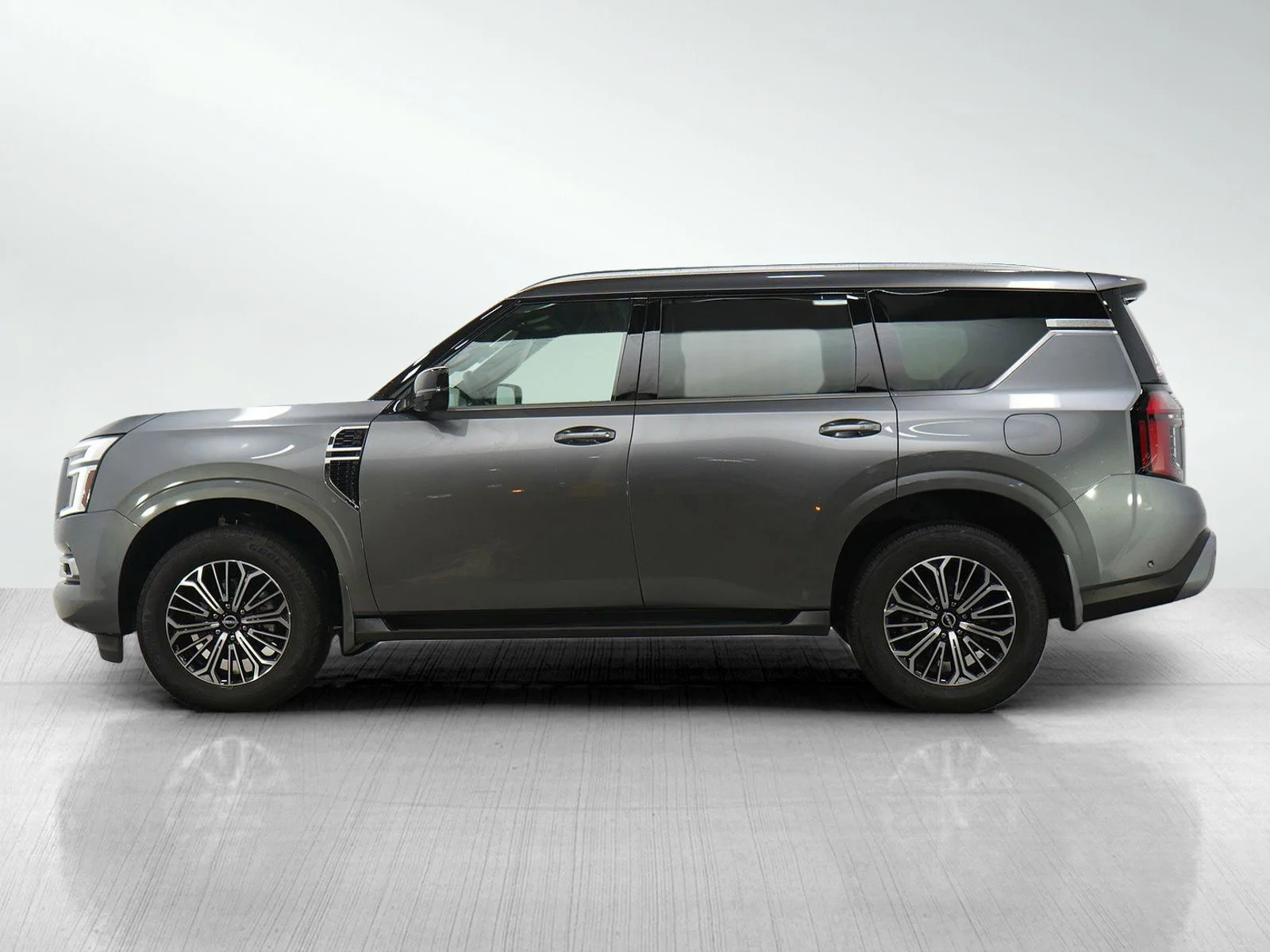 Used 2025 Nissan Armada SL with VIN JN8AY3BB4S9101610 for sale in Minneapolis, Minnesota