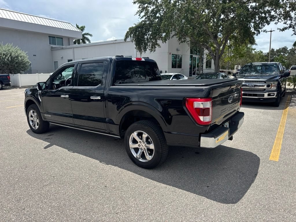 Used 2023 Black Metallic Ford LARIAT image 4