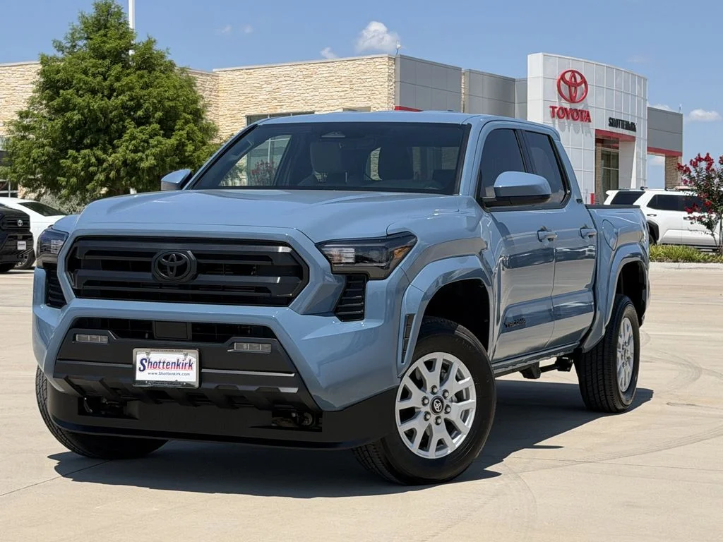 Used 2026 Blue Toyota SR5 image 2