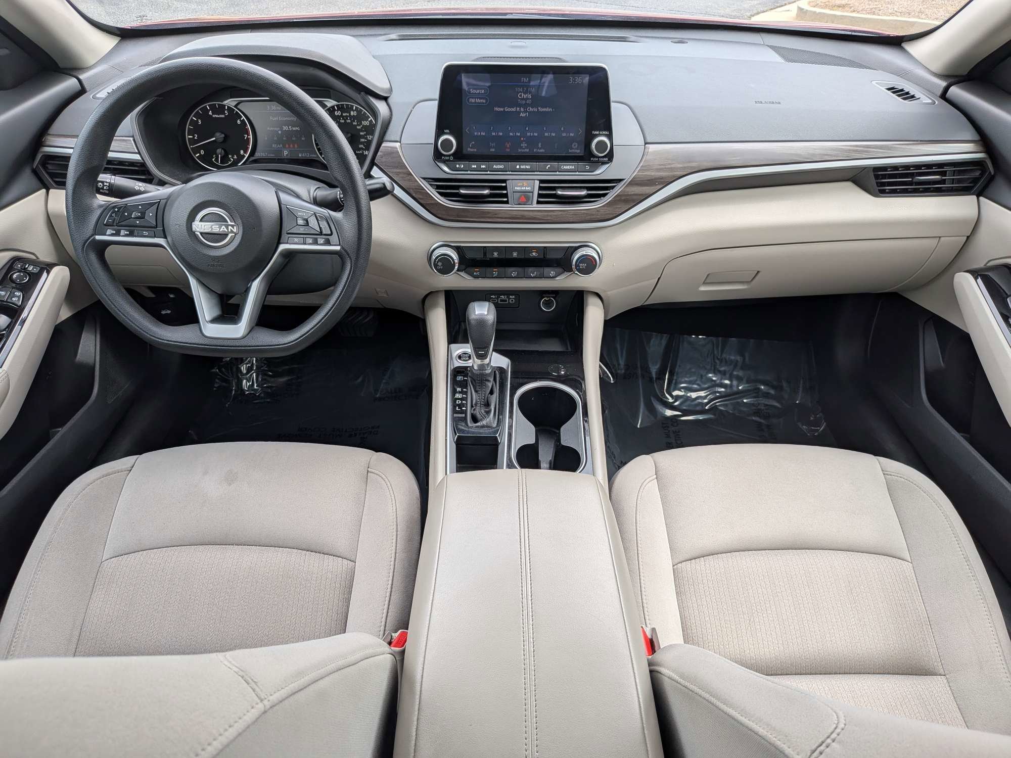 Used 2023 Red Nissan 2.5 SV image 12
