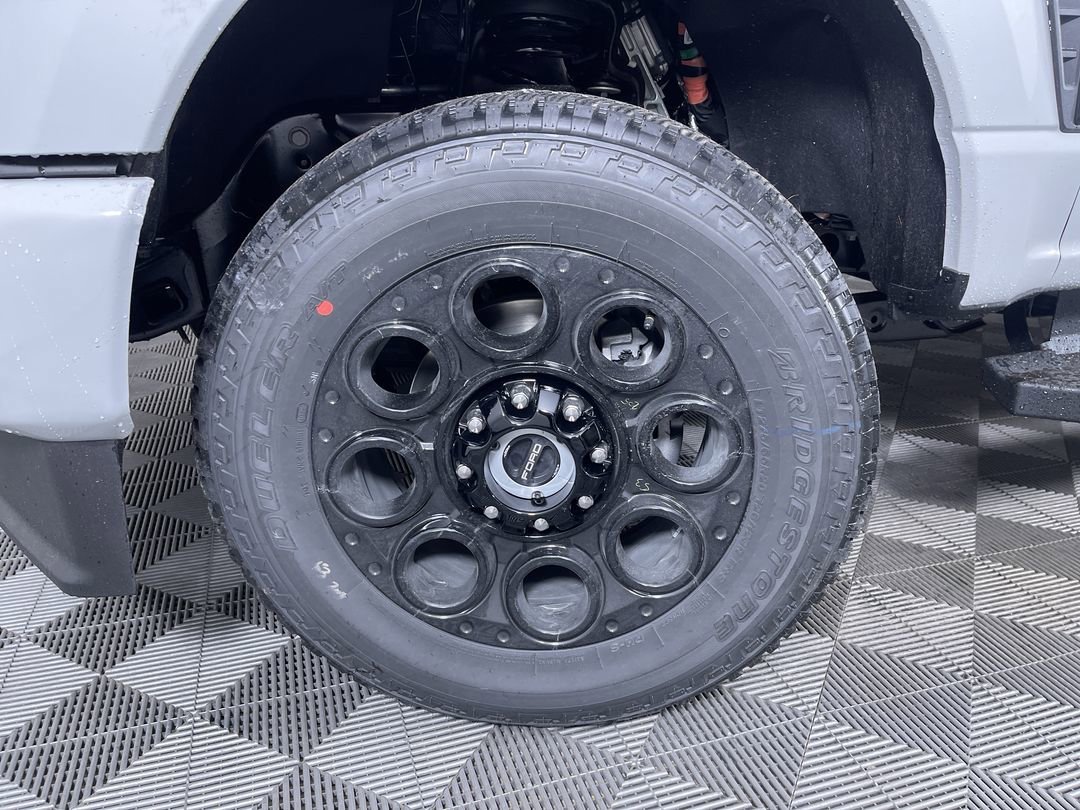 2025 Ford F-350 Super Duty Lariat - Photo 28