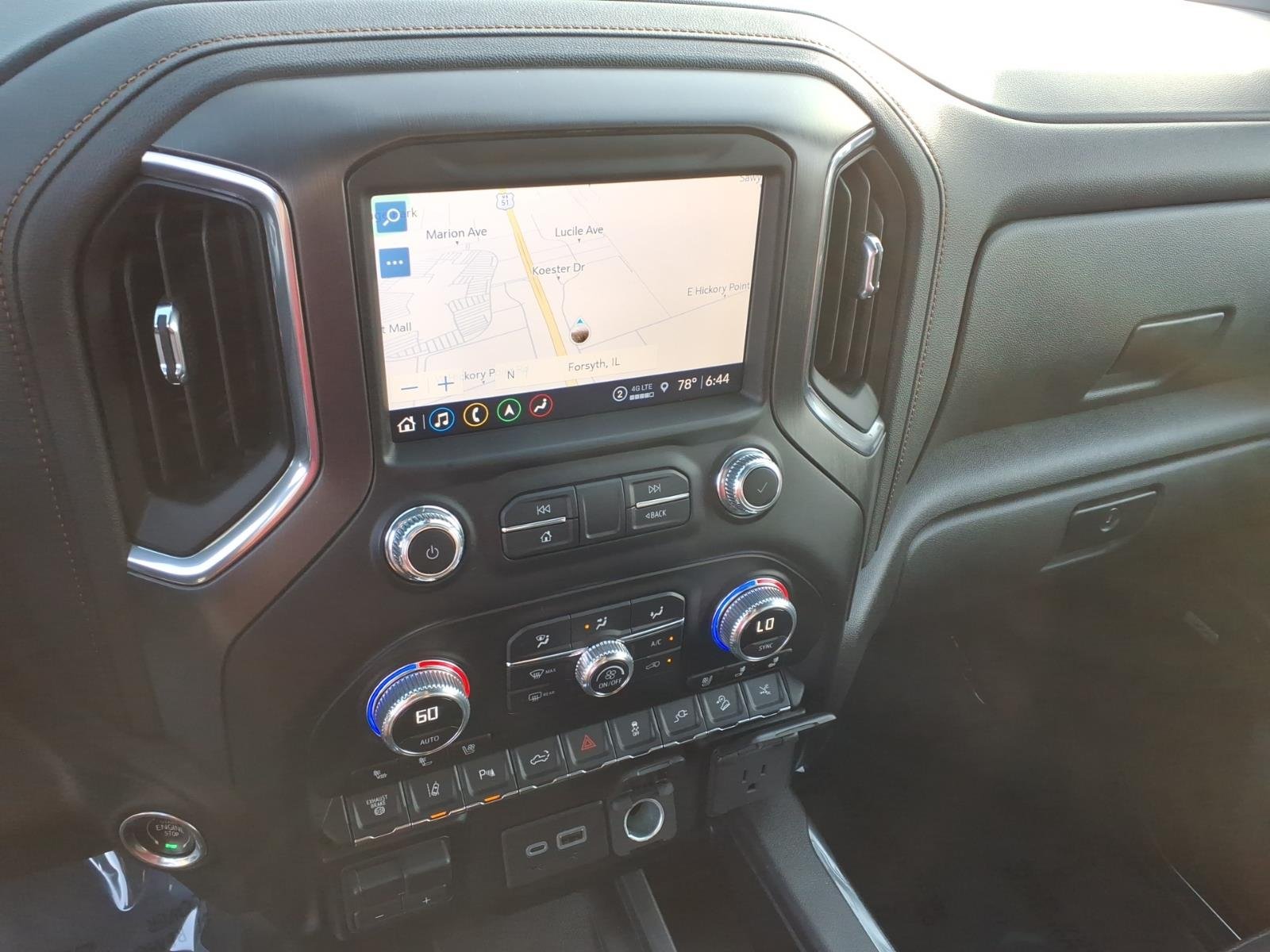 Used 2023 Summit White GMC AT4 image 7