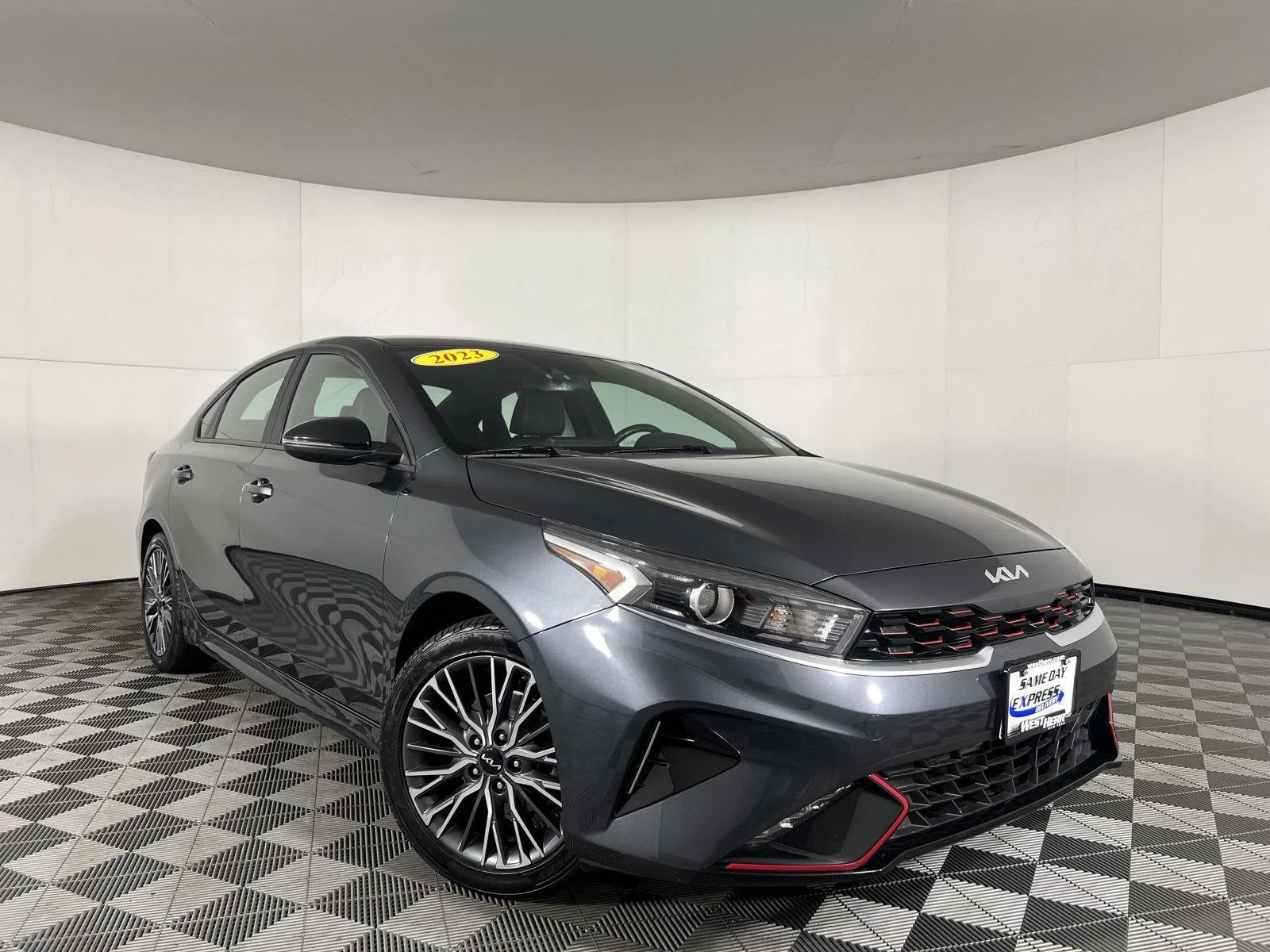 Used 2023 Gravity Gray Kia GT-Line image 12
