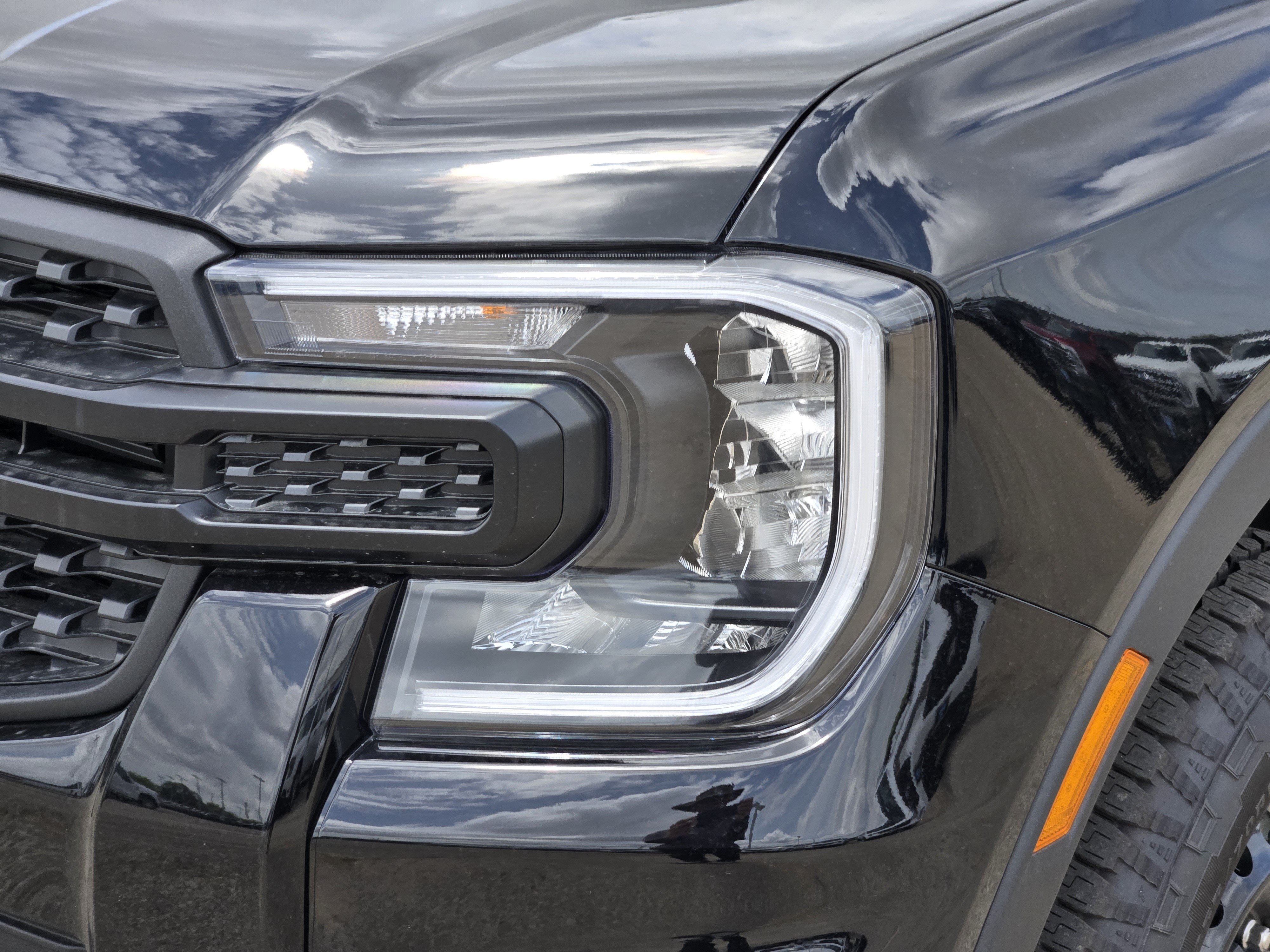 New 2026 Shadow Black Ford XL image 5