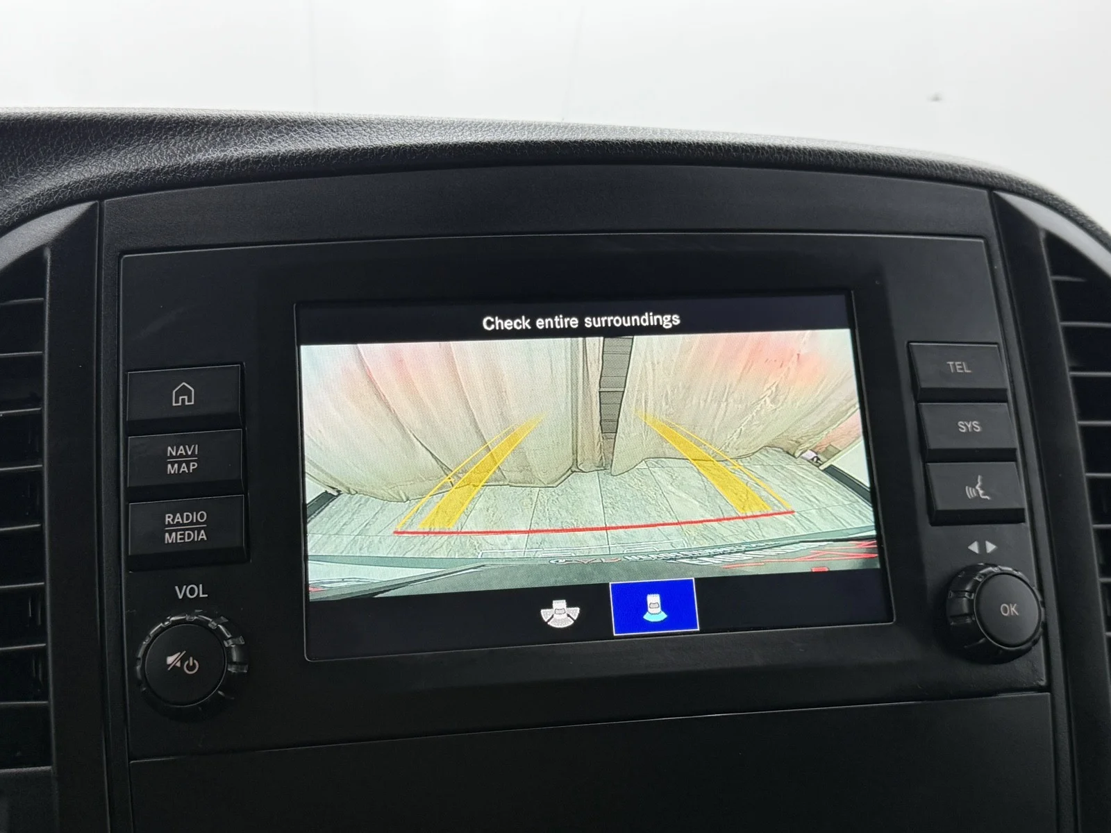 Used 2022 Arctic White Mercedes-Benz  image 22