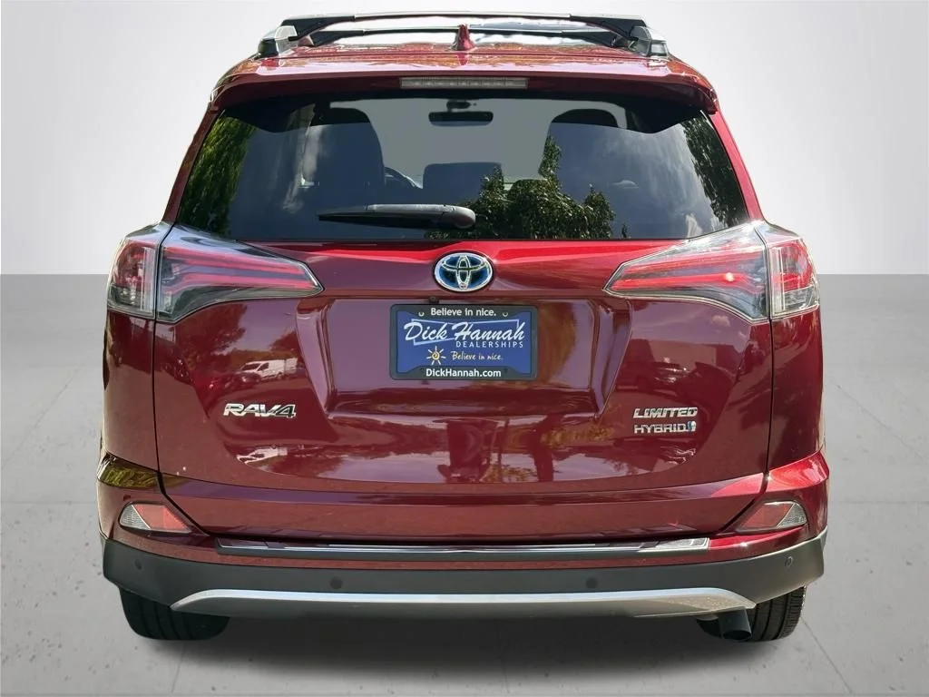 Used 2018 Red Toyota Limited image 7