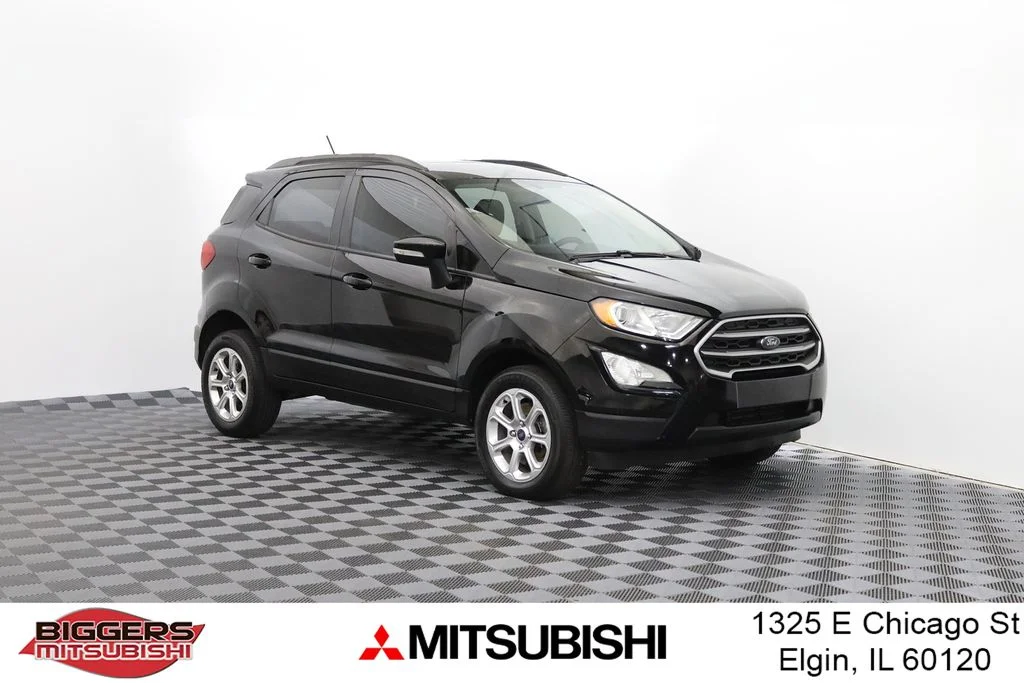 Used 2021 Black Ford SE image 1