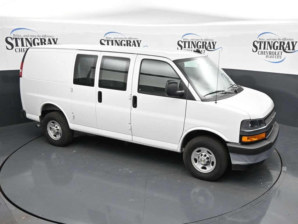 2025 Chevrolet Express Cargo Work Van - Photo 18