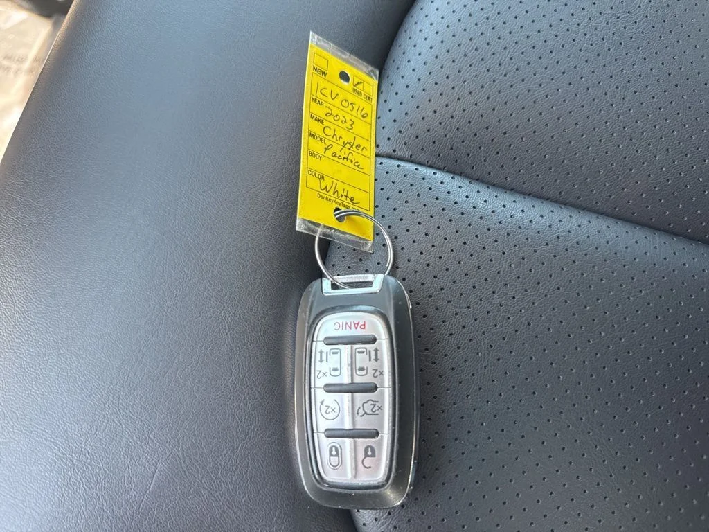 Used 2023 White Chrysler Touring L image 36