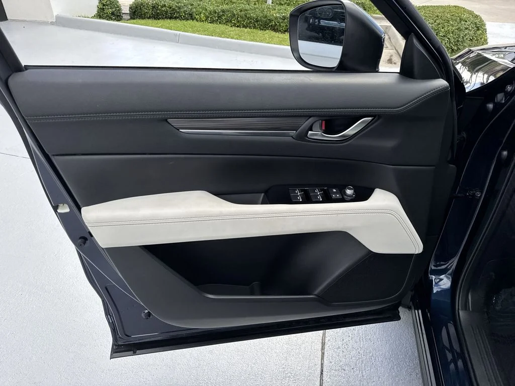 2023 Mazda CX-5 S Premium package - Photo 39