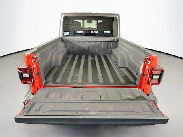 Used 2024 Red Jeep Mojave image 24