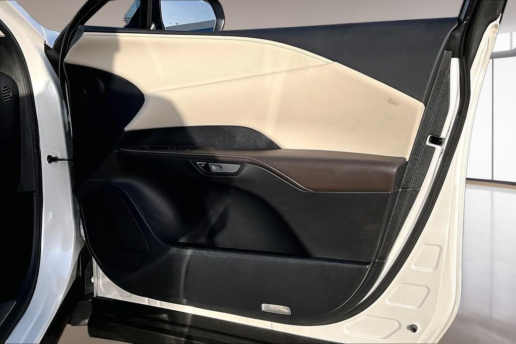 Used 2024 White Lexus 350 Premium image 19