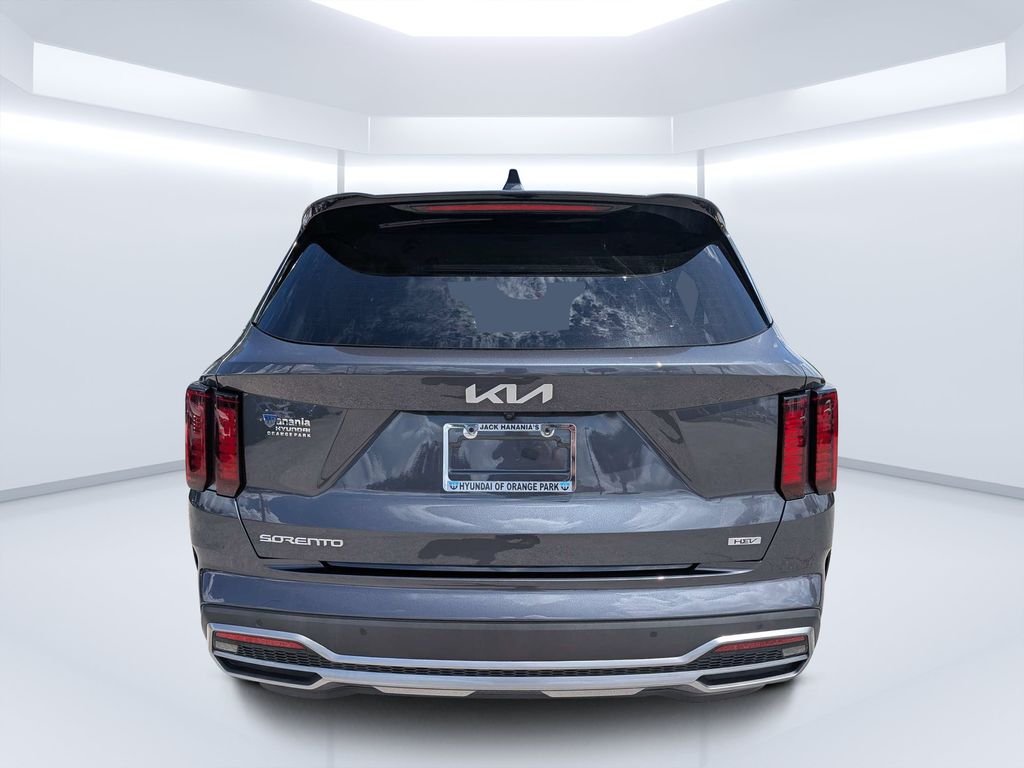 Used 2023 Gray Kia EX image 5