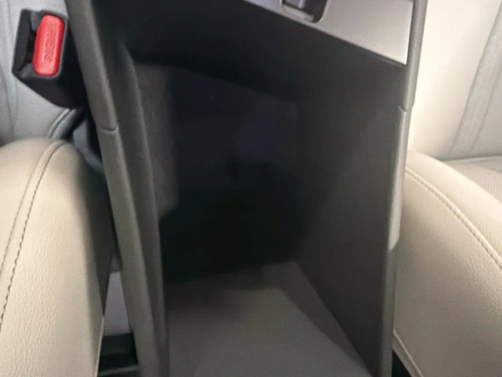 New 2027 Serenity White Hyundai Limited image 29