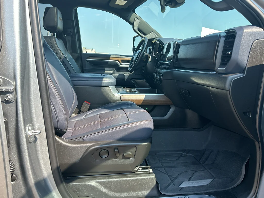Certified Used 2024 Sterling Gray Metallic Chevrolet High Country image 18