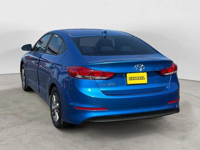 Used 2017 Blue Hyundai SE image 7