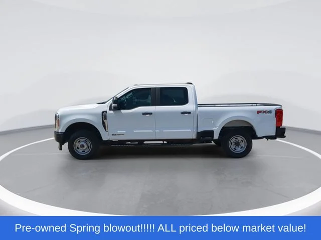 Used 2024 White Ford XL image 5