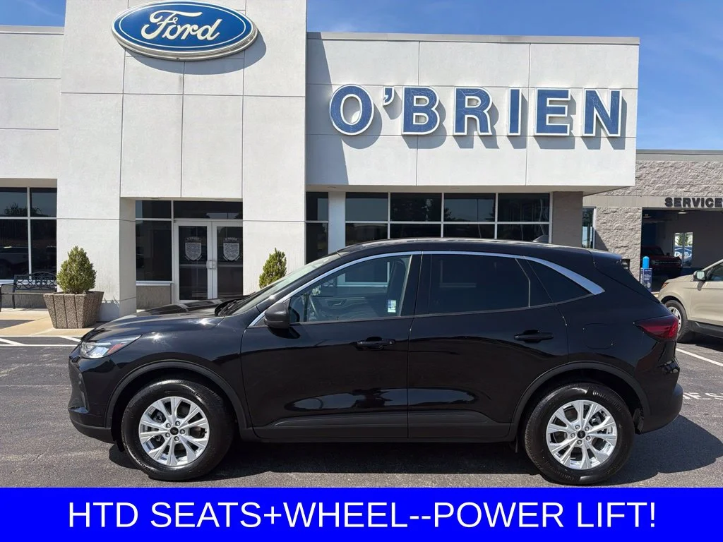Used 2023 Agate Black Metallic Ford Active image 2