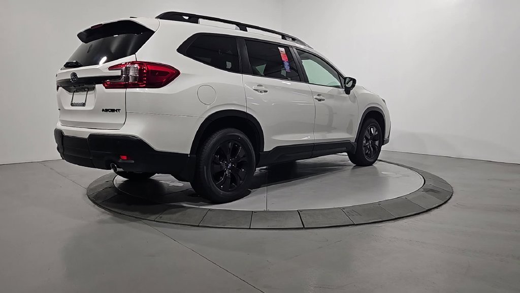 New 2027 White Subaru Premium image 5