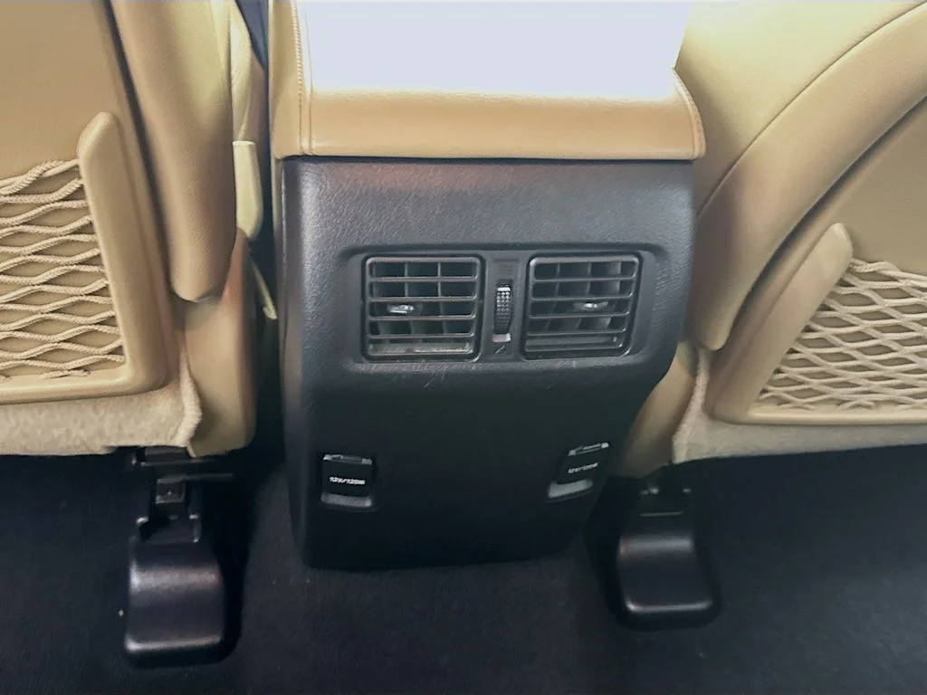 Used 2014 White Toyota Limited image 30