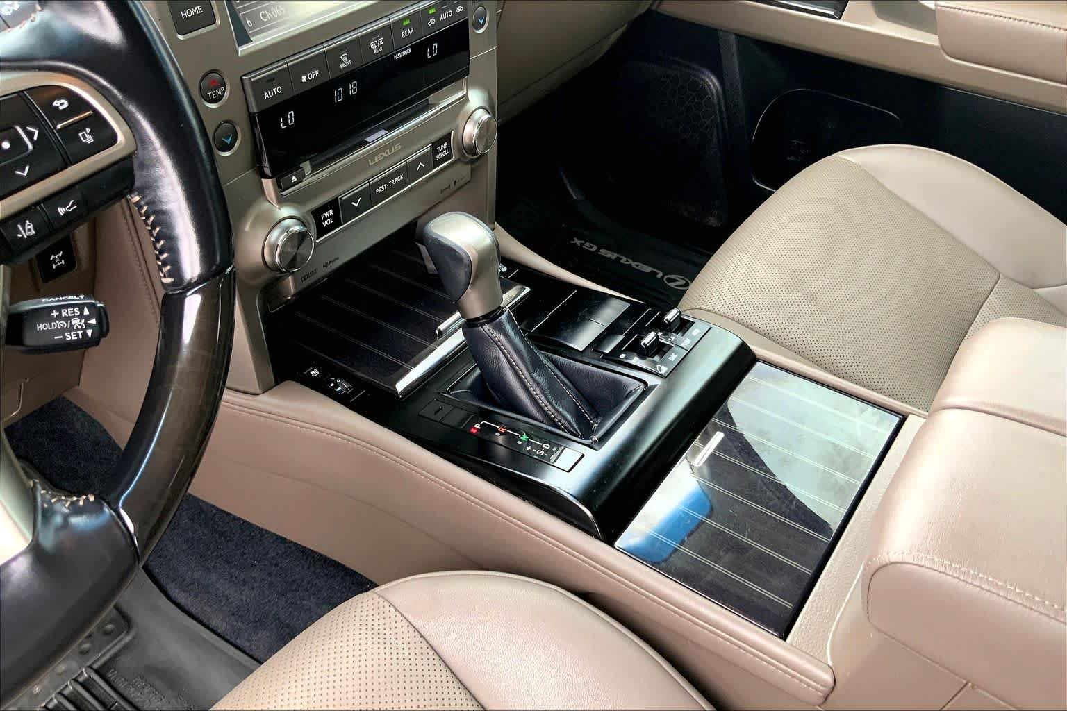 Used 2021 Starfire Pearl Lexus Premium image 17