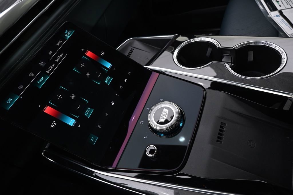 2025 Cadillac Escalade IQ Sport 2 - Photo 32