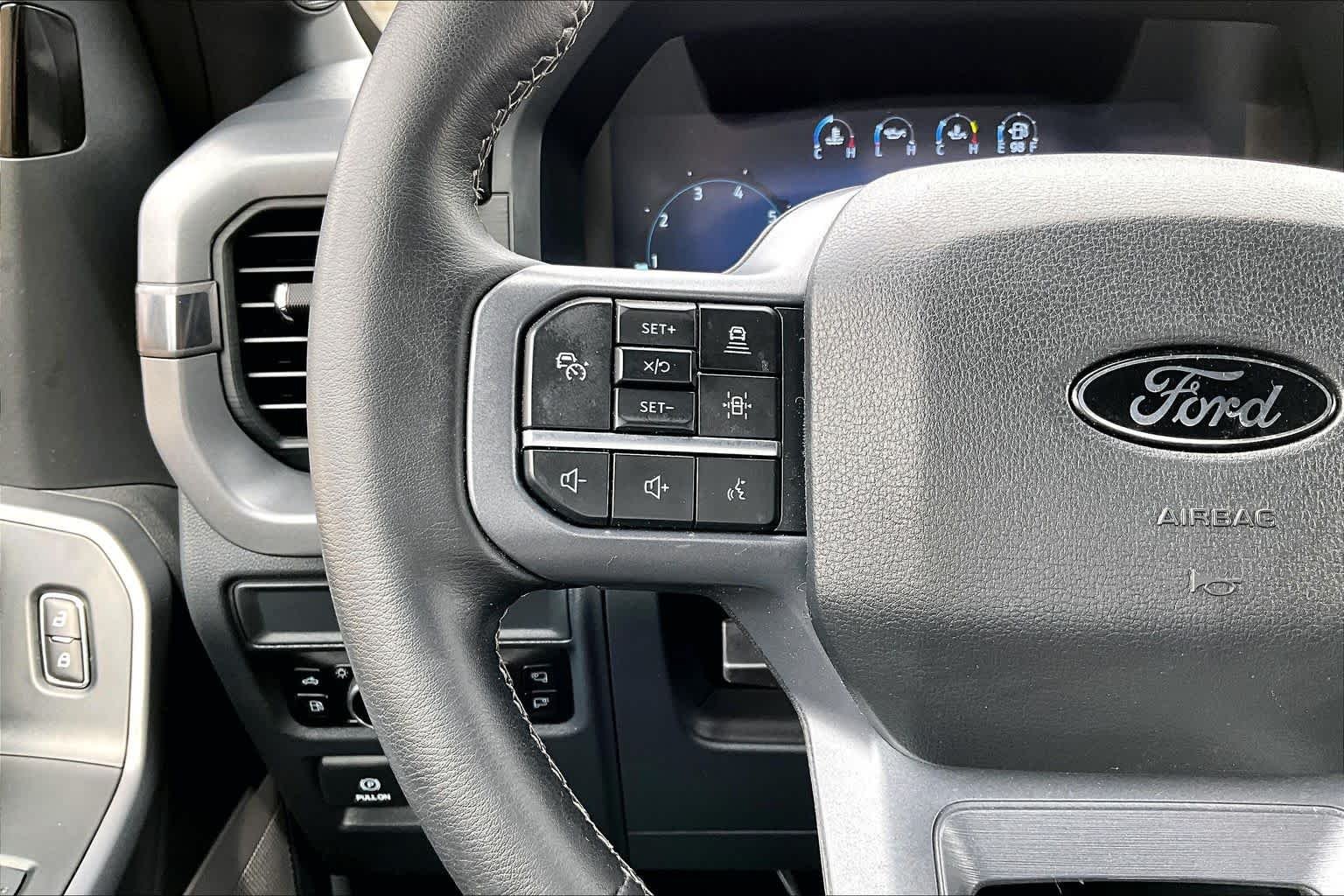 Certified Used 2025 Blue Ford XLT image 24