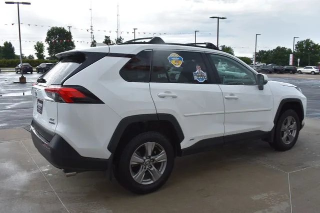 Used 2024 White Toyota XLE image 5