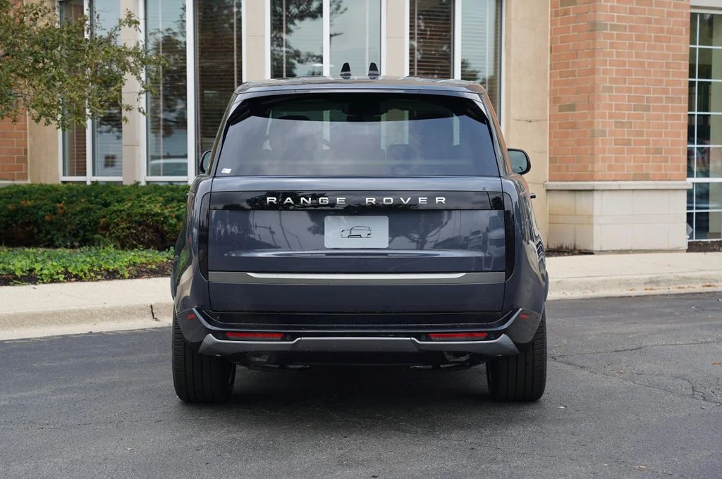 New 2026 Varesine Blue Land Rover SE image 5