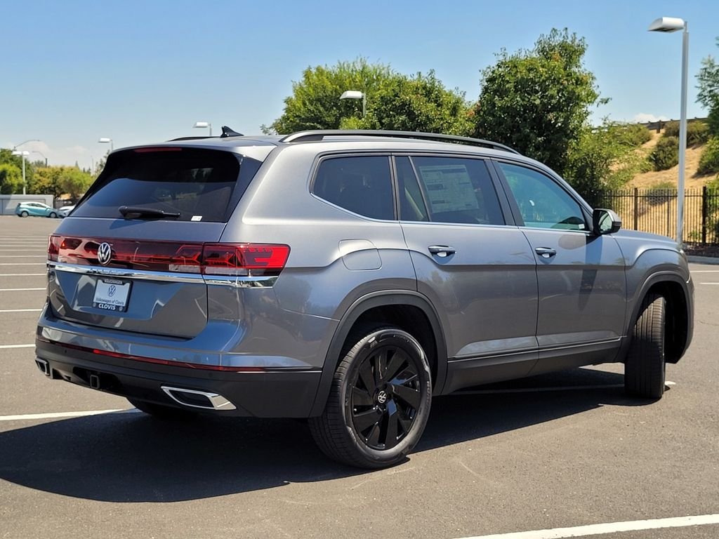 New 2025 Gray Volkswagen 2.0T SE w/Technology image 5