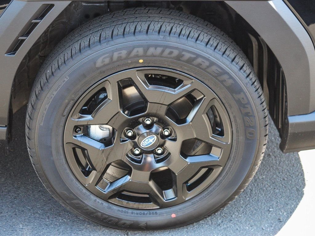 New 2026 CRYSTAL BLACK SILICA Subaru Limited image 9