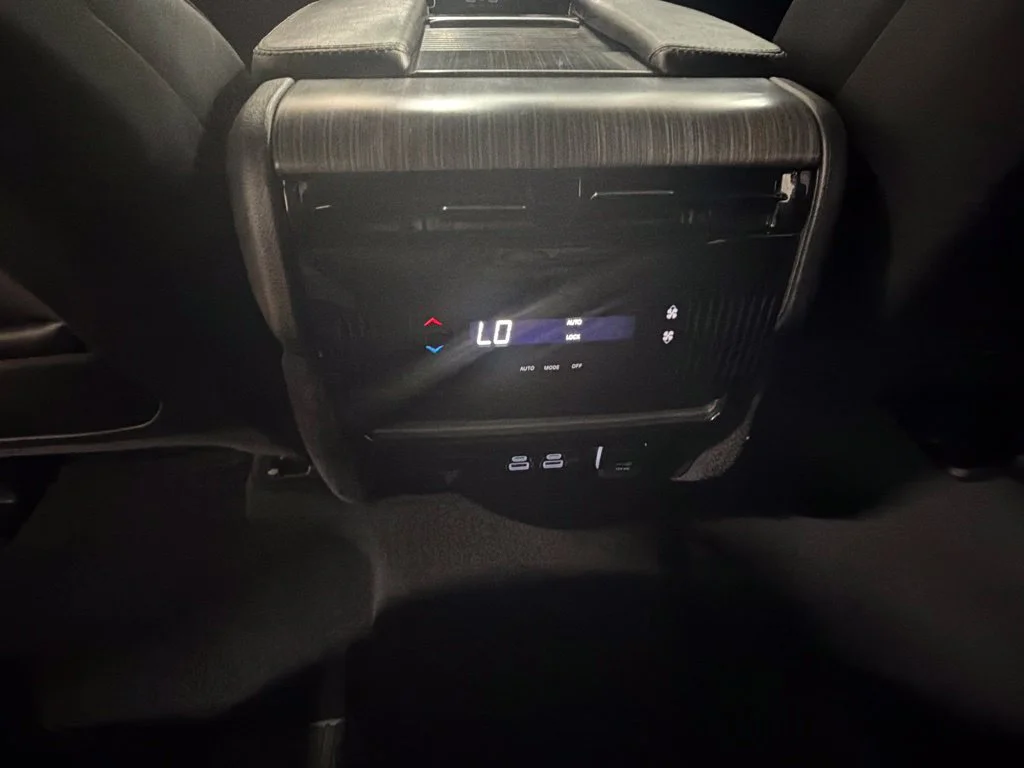 Used 2024 Silver Zynith Jeep Series II image 21